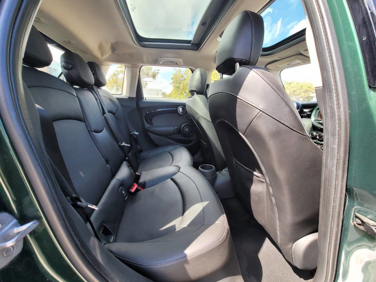 Used 2016 MINI Cooper S image 12