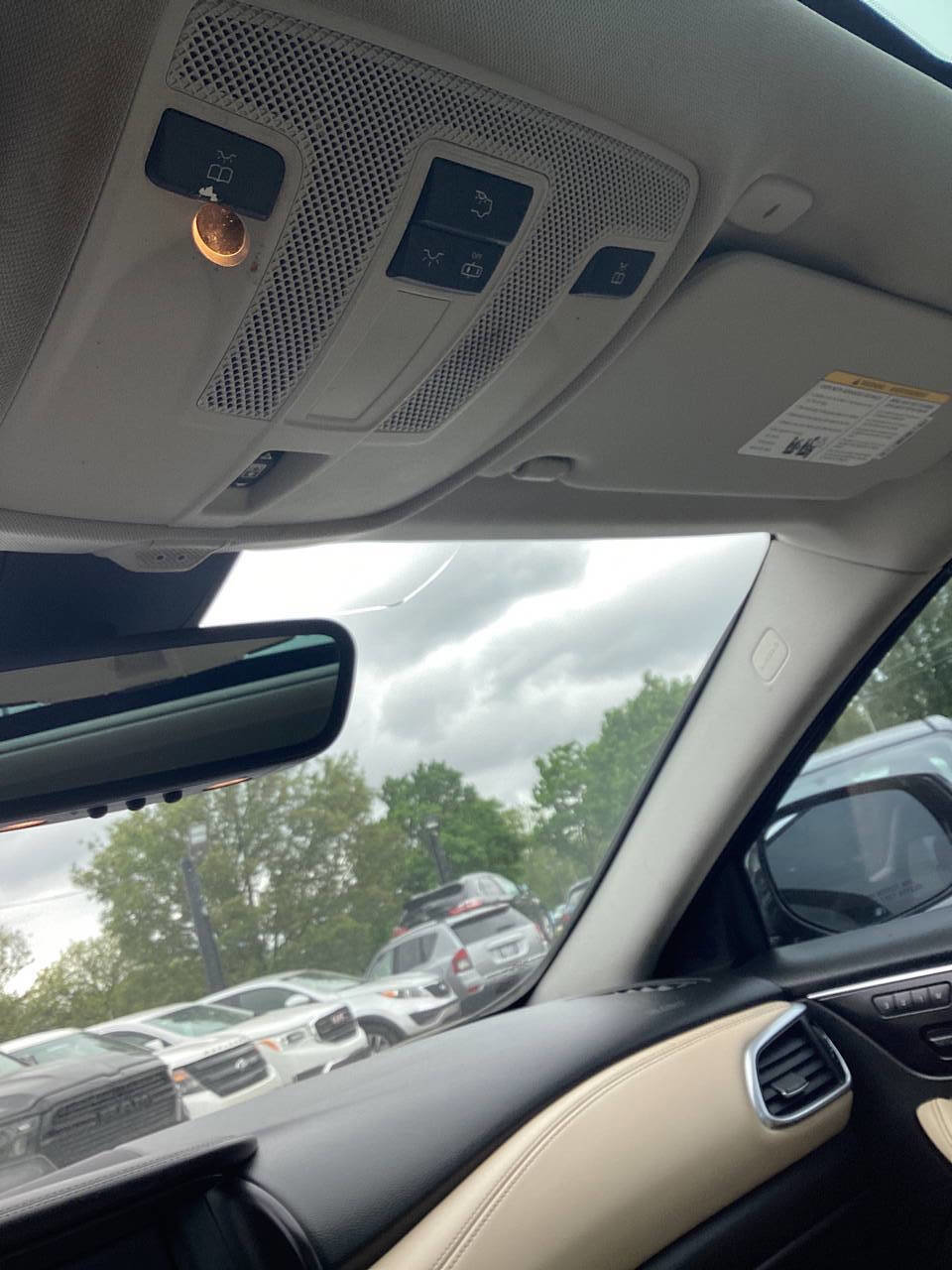 Used 2018 INFINITI QX30 AWD image 24