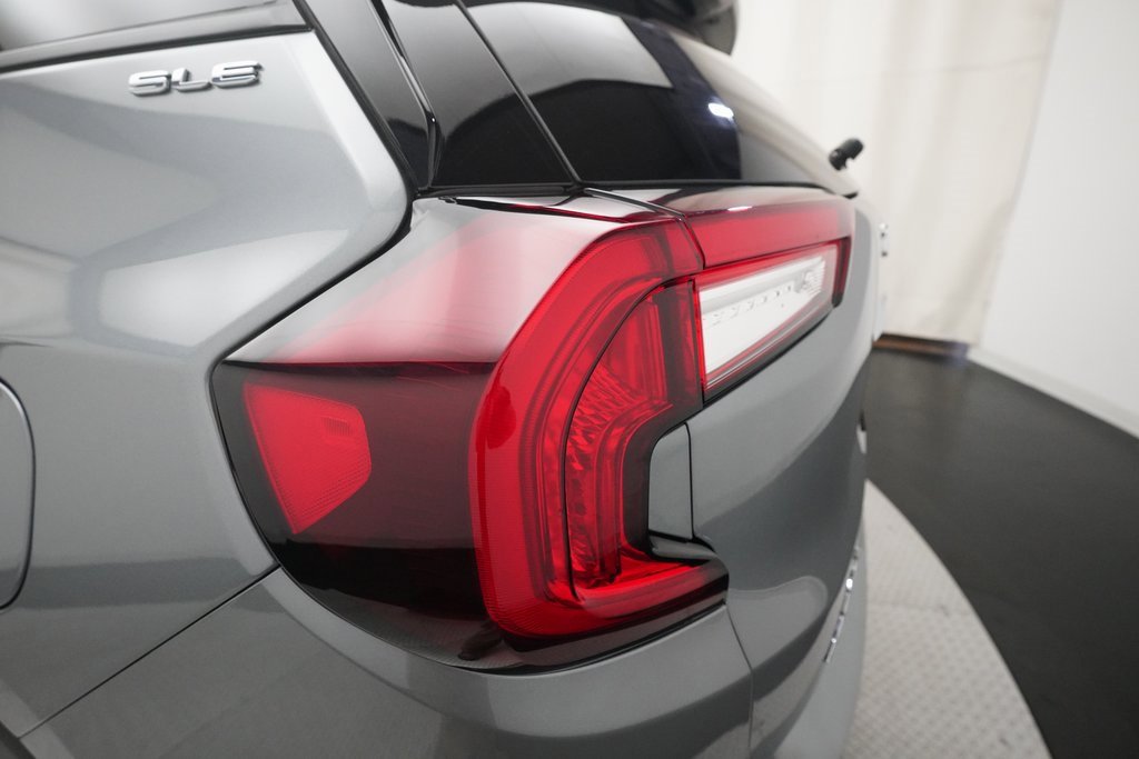 Used 2024 GMC Terrain SLE image 35