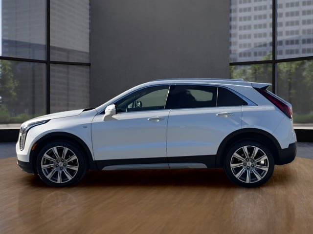 Used 2022 Cadillac XT4 Premium Luxury w/ Enhanced Visibility Package image 2