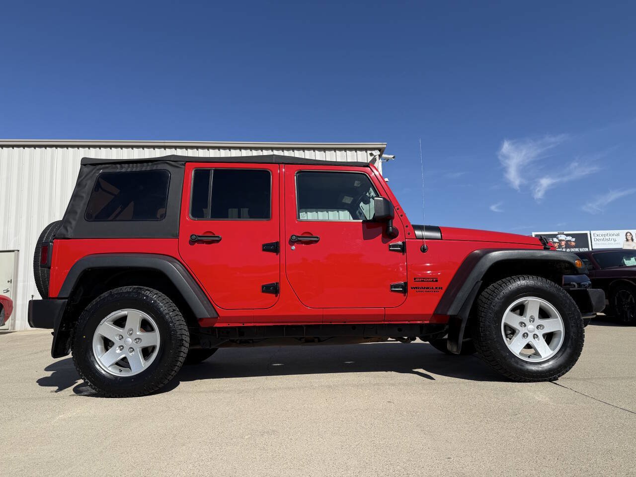 Used 2016 Jeep Wrangler Unlimited Sport w/ Quick Order Package 24S AWD/4WD image 22