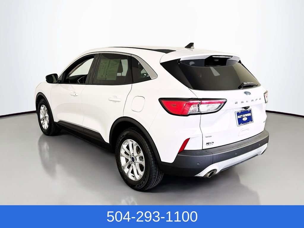 Used 2020 Ford Escape SE FWD image 9