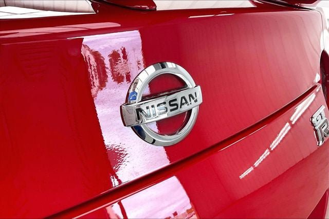 Used 2010 Nissan GT-R Premium AWD/4WD image 30