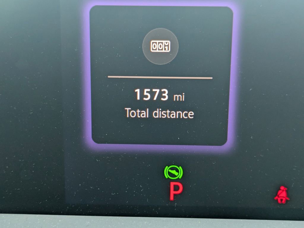 Used 2025 Volkswagen Tiguan SE image 29