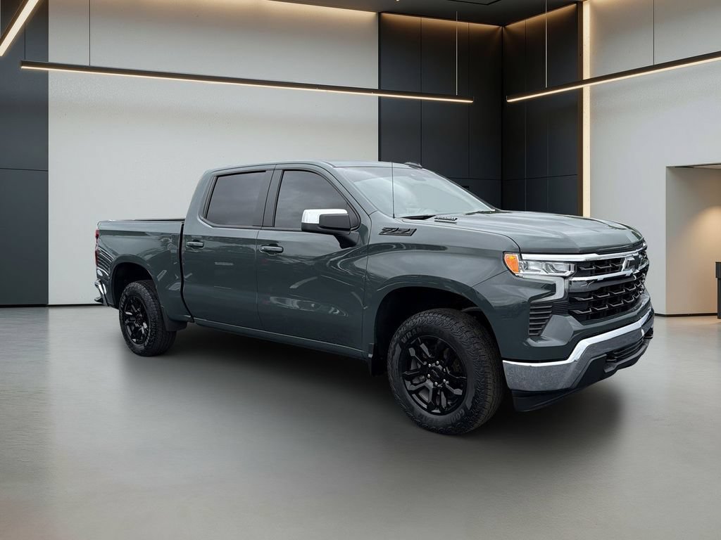 Certified 2025 Chevrolet Silverado 1500 LT w/ Z71 Off-Road Package AWD/4WD image 8
