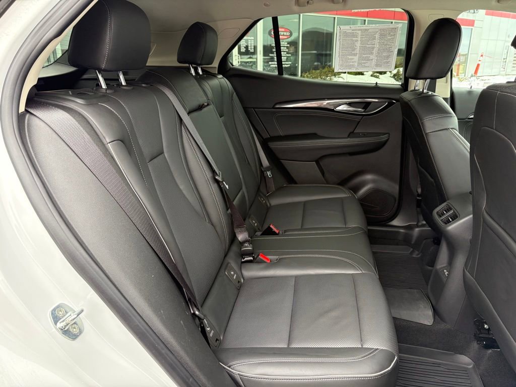 Used 2023 Buick Envision Essence image 13