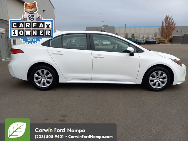 Used 2024 Toyota Corolla LE image 2
