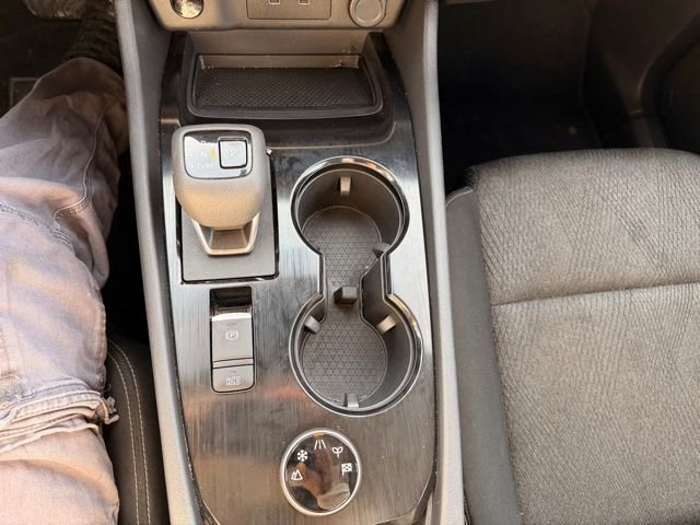 Used 2024 Nissan Rogue SV image 19