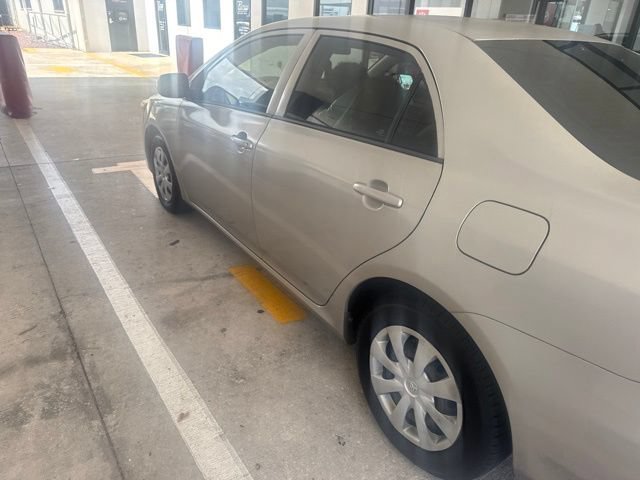 Used 2013 Toyota Corolla L FWD image 4