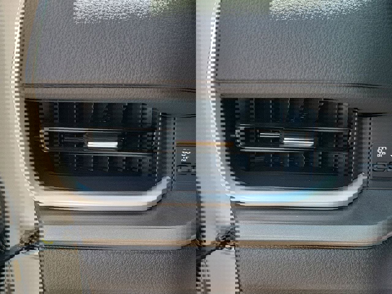 New 2026 Toyota Grand Highlander XLE FWD image 33