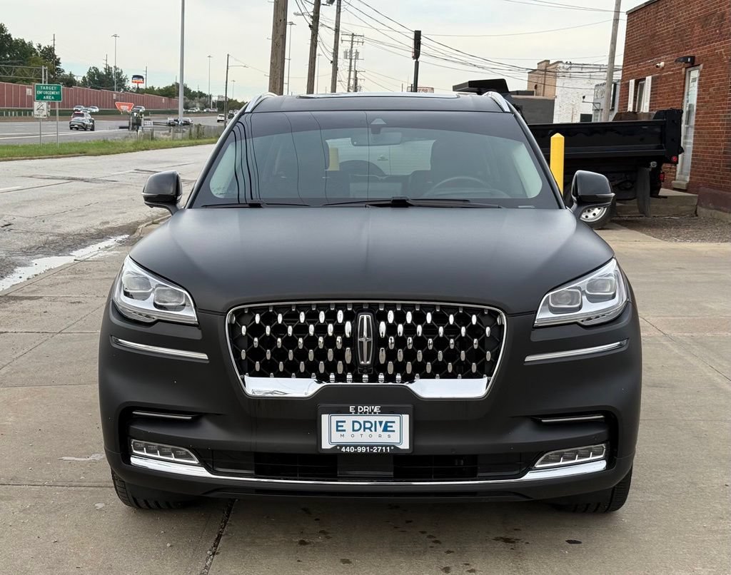 Used 2021 Lincoln Aviator Reserve w/ Equipment Group 202A AWD/4WD image 2