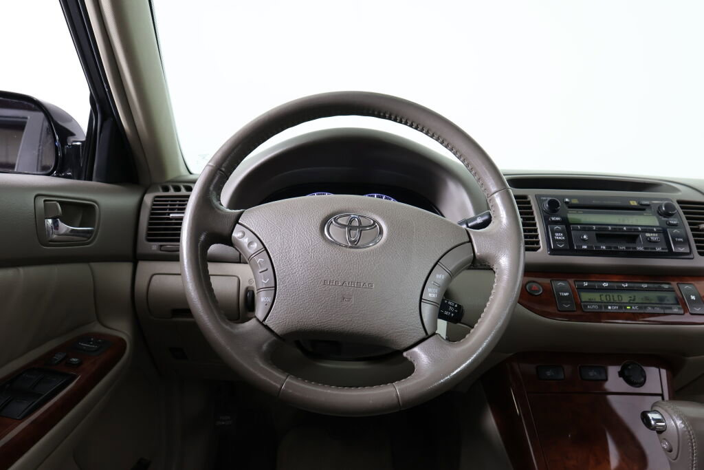 Used 2005 Toyota Camry XLE image 24