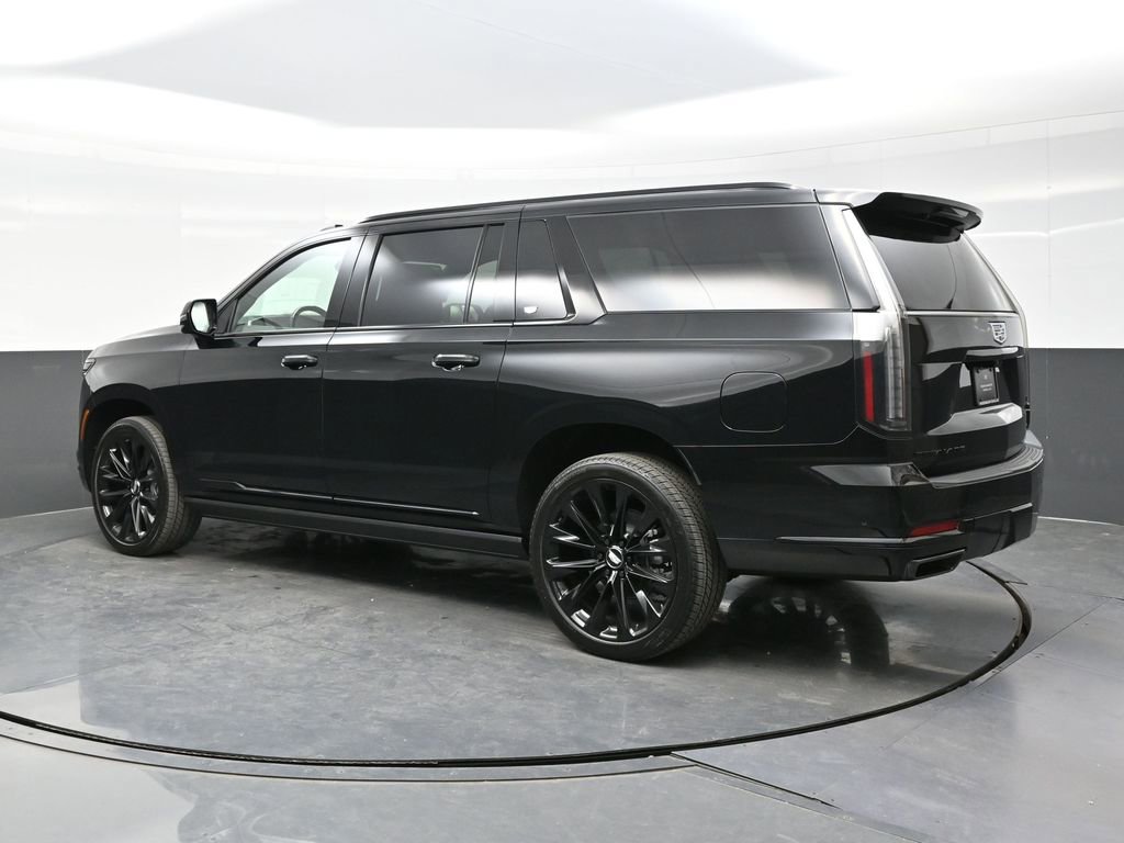 New 2026 Cadillac Escalade ESV Platinum Sport w/ LPO, ONYX Package AWD/4WD image 4