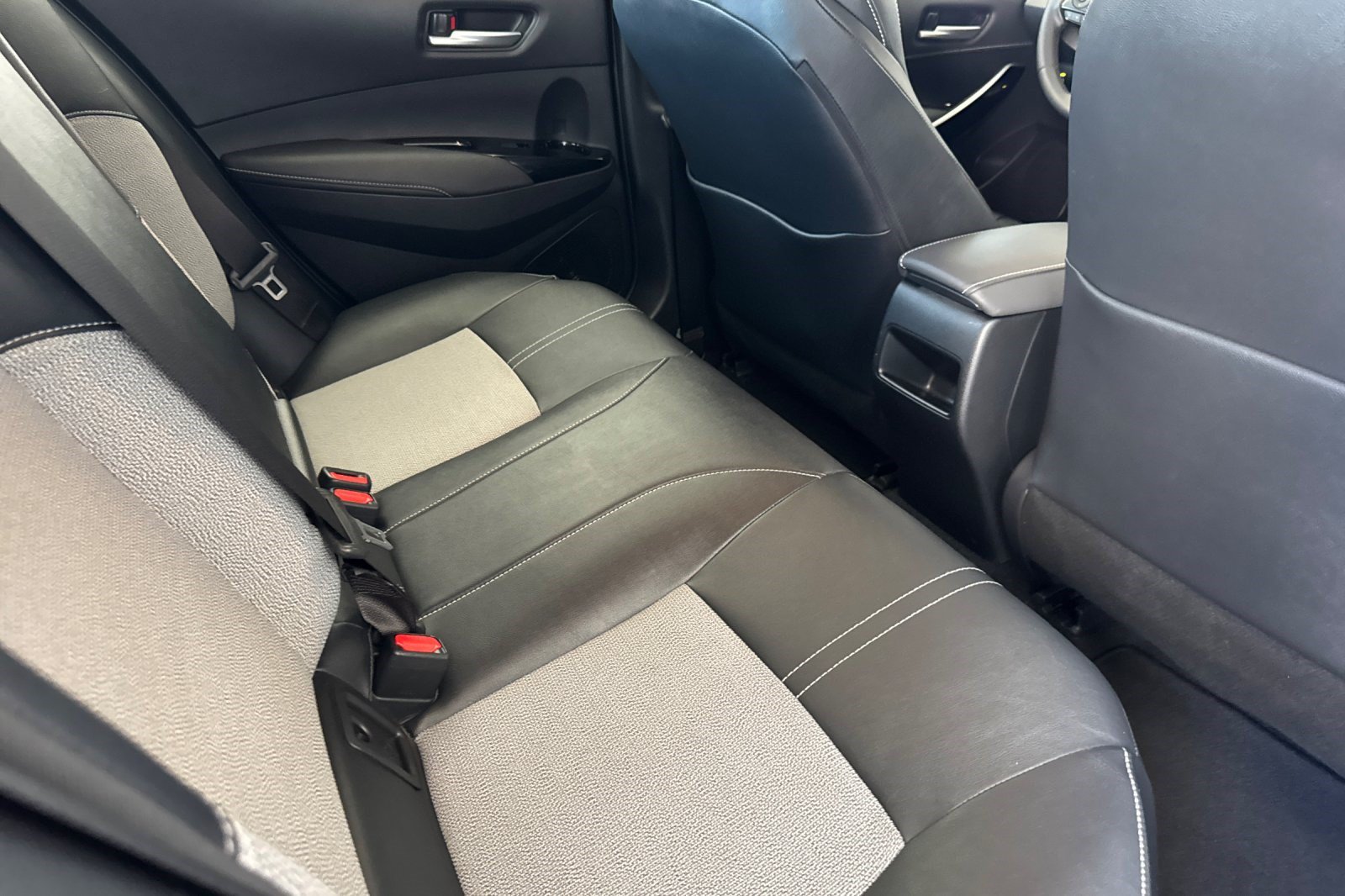 Certified 2019 Toyota Corolla XSE FWD image 30