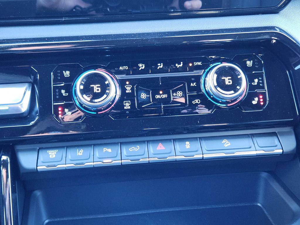 New 2026 GMC Sierra 3500 AT4 image 26