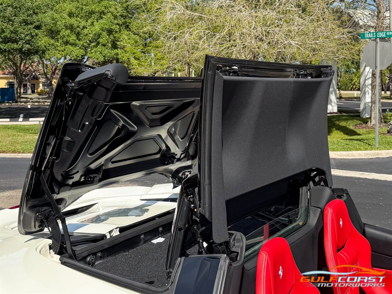 Used 2018 Ferrari 488 Spider RWD image 66