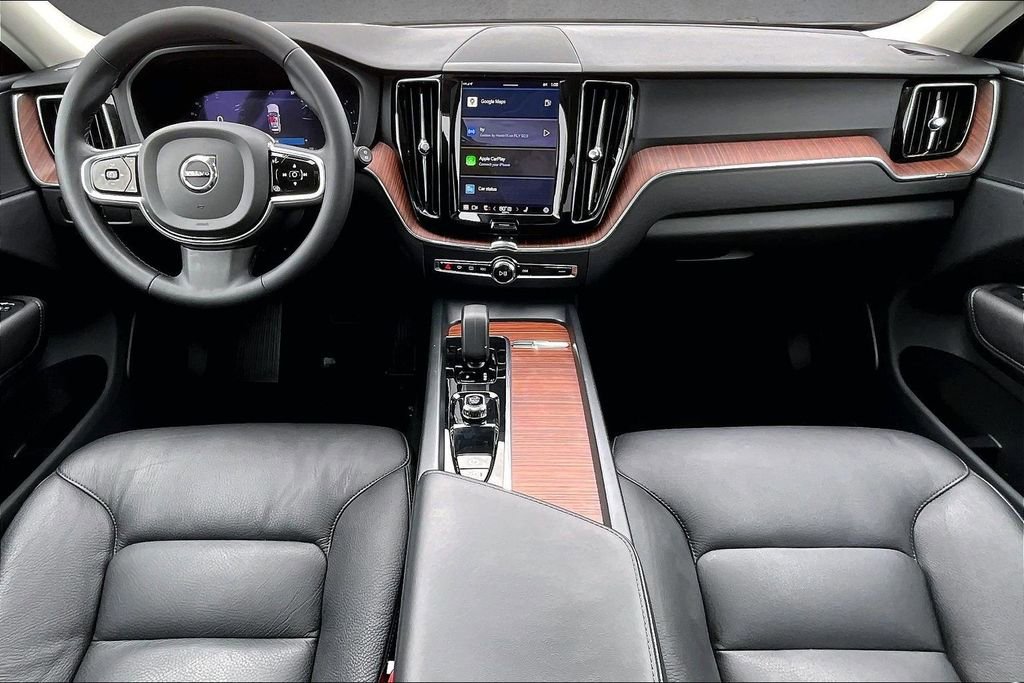 Certified 2023 Volvo XC60 B5 Plus w/ Protection Package Premier image 7