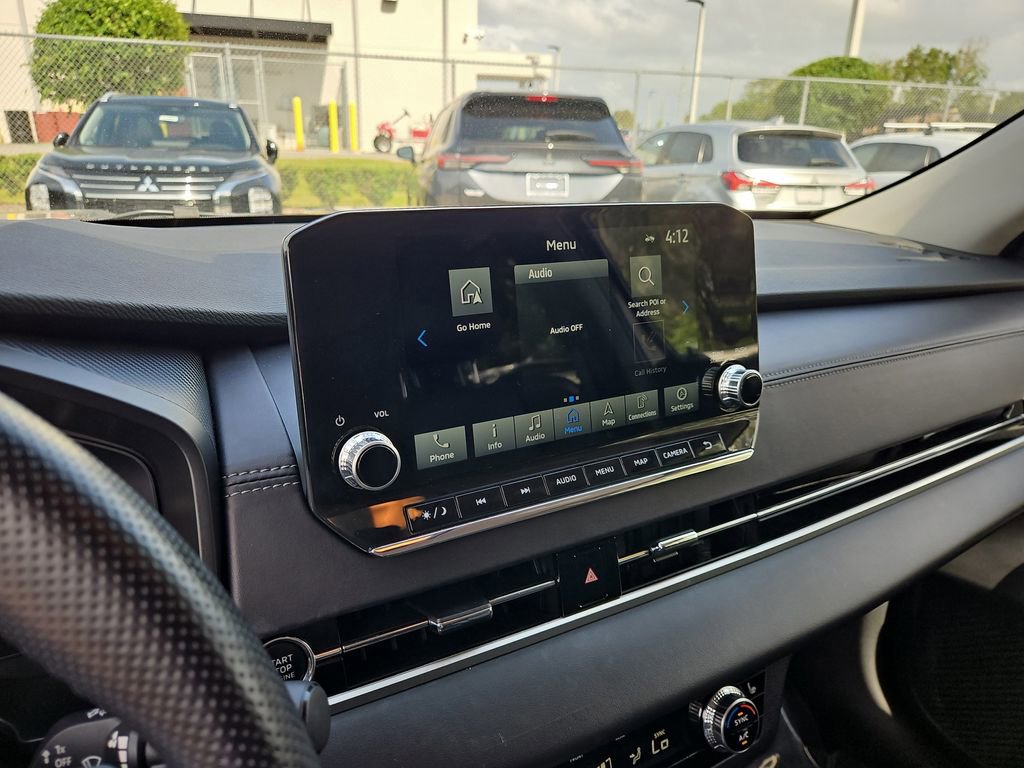 Used 2024 Mitsubishi Outlander SEL image 25