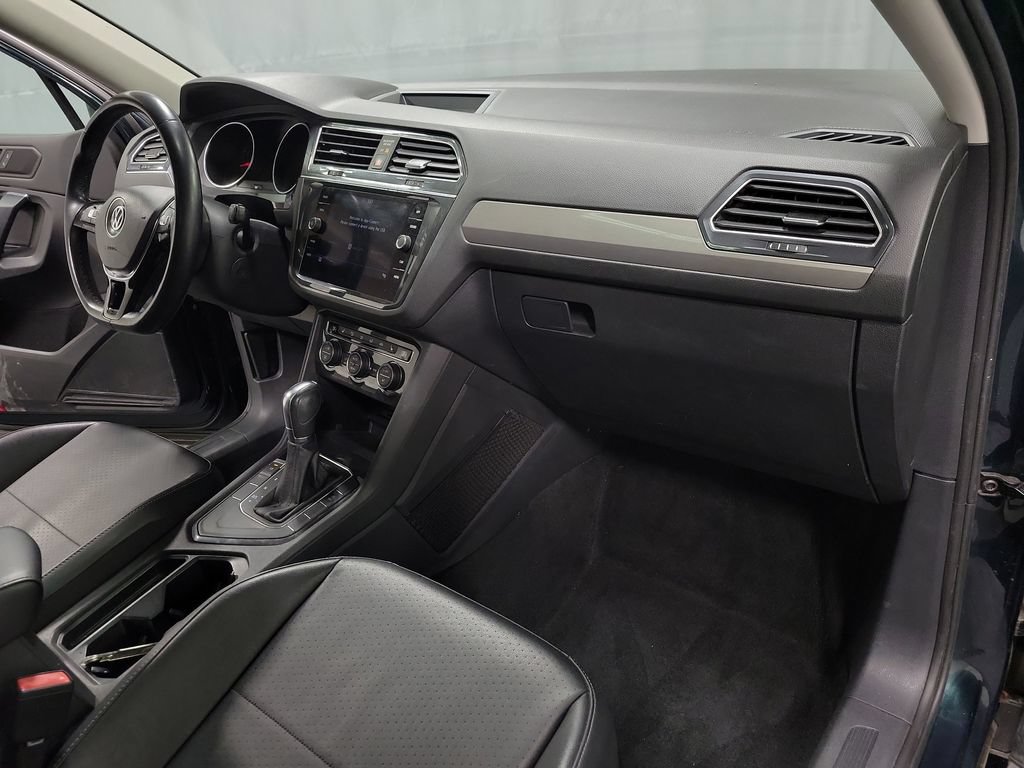 Used 2019 Volkswagen Tiguan SE FWD image 21
