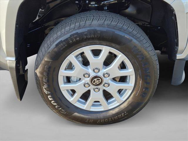 Certified 2026 Toyota Tacoma SR5 AWD/4WD image 22