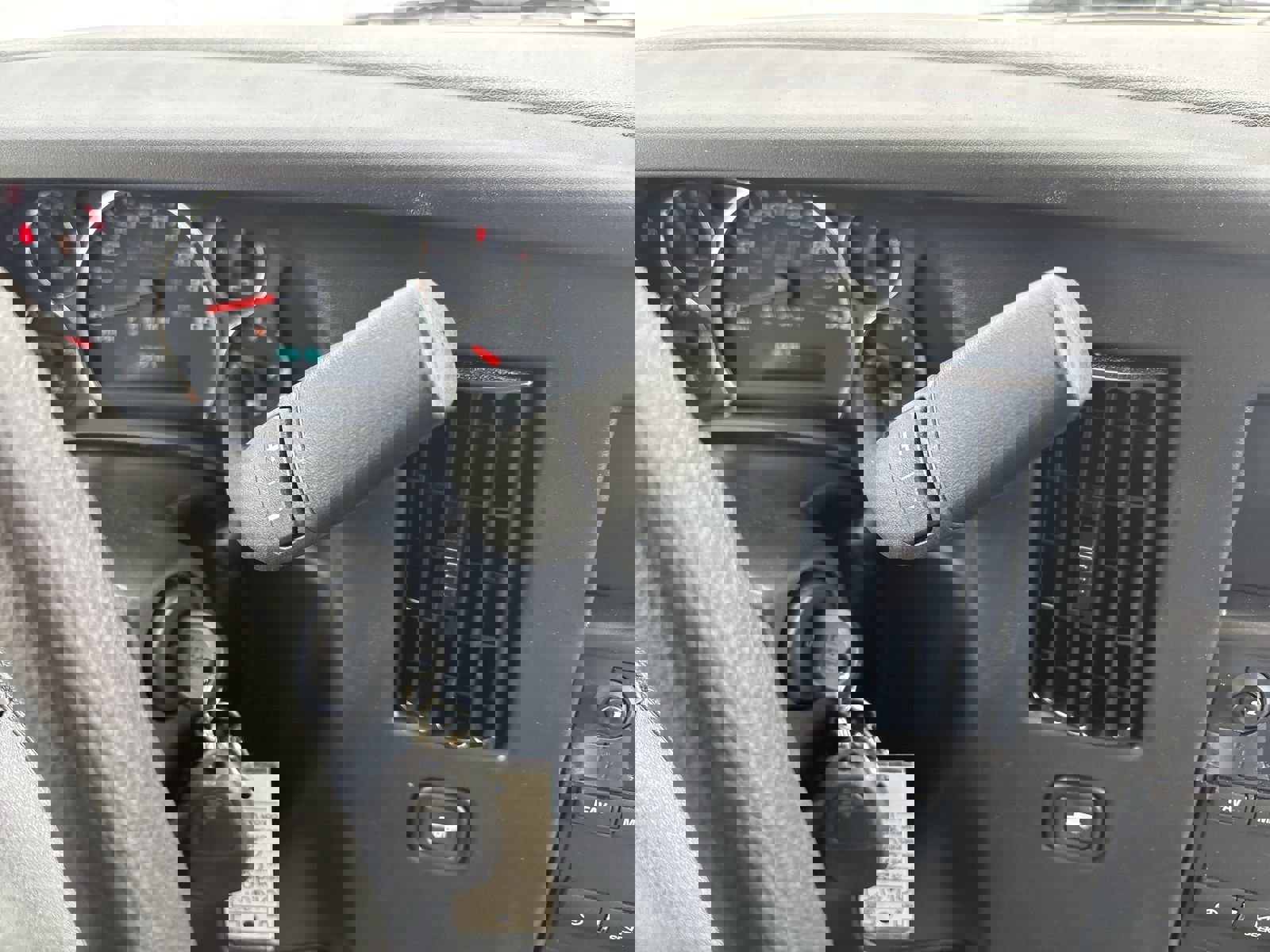 New 2025 Chevrolet Express 3500 w/ Power Convenience Package image 19