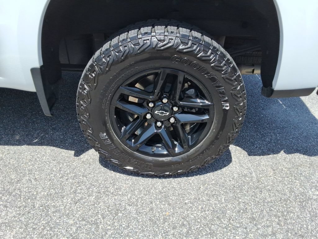 Certified 2024 Chevrolet Silverado 1500 LT Trail Boss w/ LT Trail Boss Premium Package AWD/4WD image 13