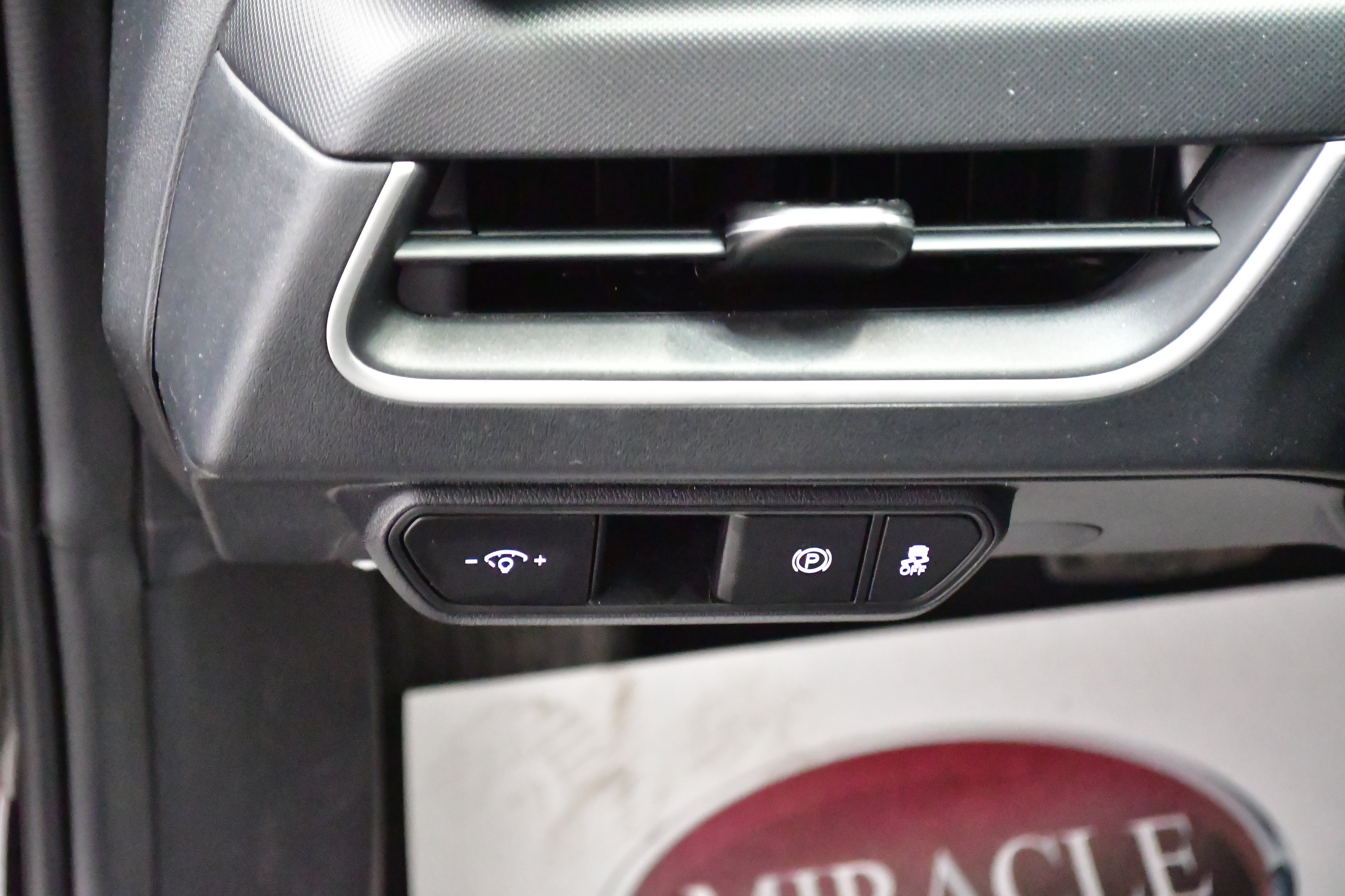 Used 2025 Kia K4 FWD image 13