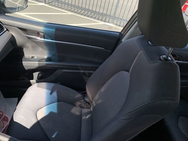 Certified 2018 Toyota Camry LE FWD image 28