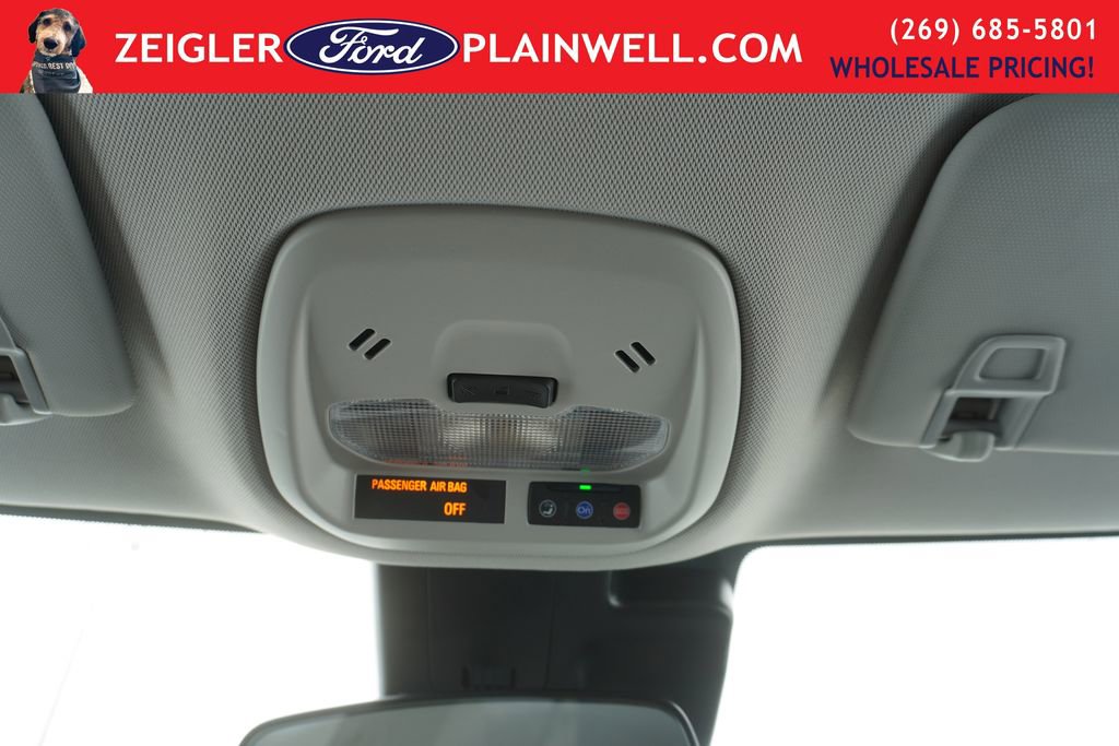 Used 2025 Chevrolet Trax LT w/ LT Convenience Package image 29