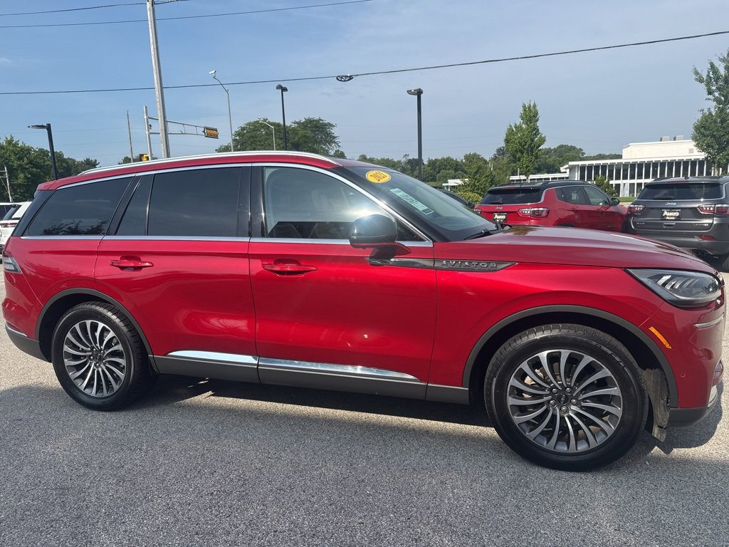 Used 2021 Lincoln Aviator Reserve w/ Elements Package Plus image 5