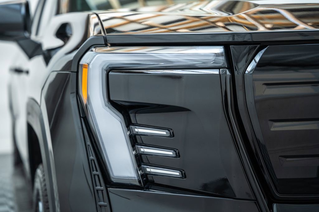 Used 2026 GMC Sierra EV Elevation w/ LPO, Elevation Dark Package AWD/4WD image 16