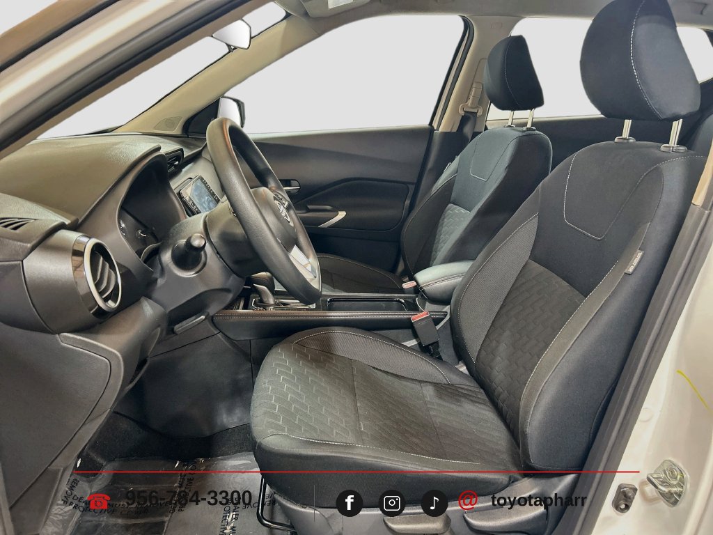 Used 2024 Nissan Kicks SV FWD image 18