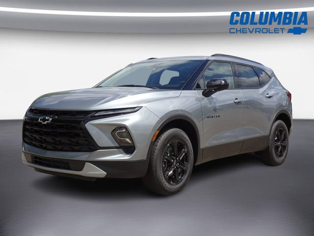 New 2026 Chevrolet Blazer LT w/ Midnight/Sport Edition FWD image 3
