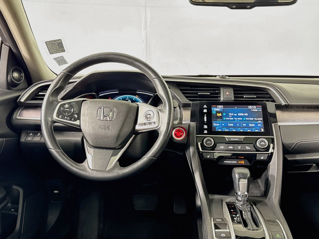 Used 2018 Honda Civic Touring image 12
