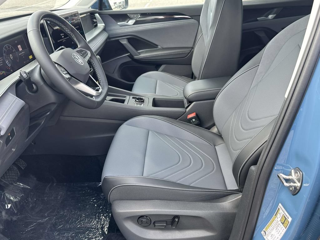 New 2026 Volkswagen Tiguan SE AWD/4WD image 13