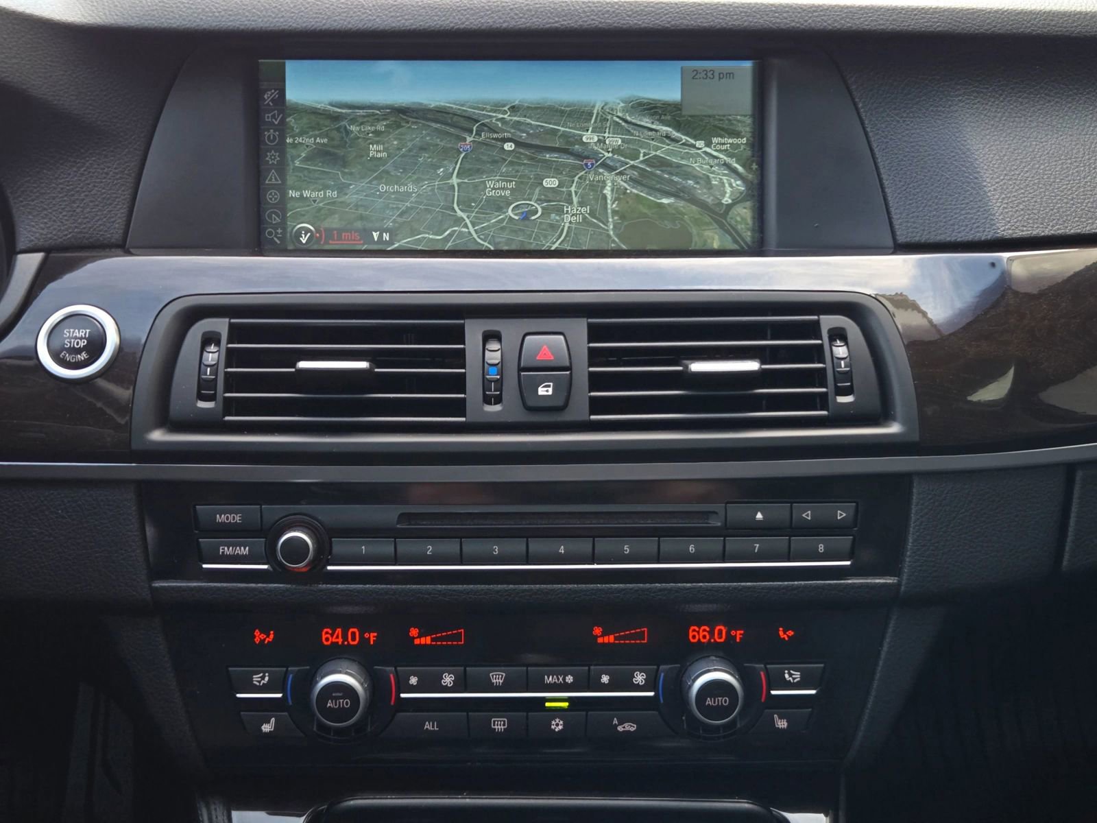 Used 2011 BMW 528i Sedan image 25