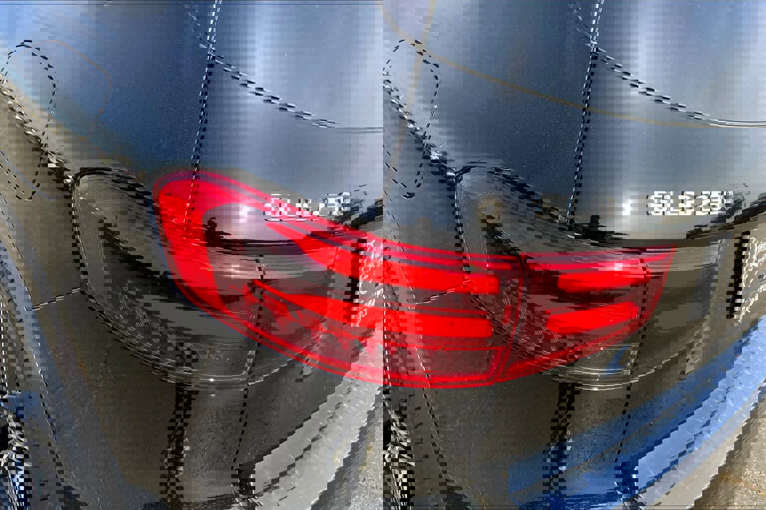 Certified 2024 Mercedes-Benz GLB 250 image 25