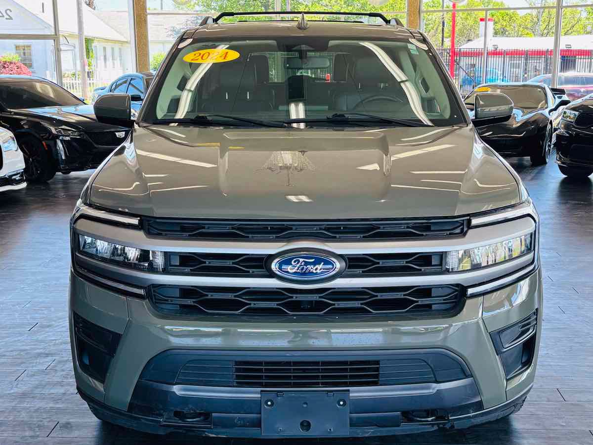 Used 2024 Ford Expedition Max XLT AWD/4WD image 18