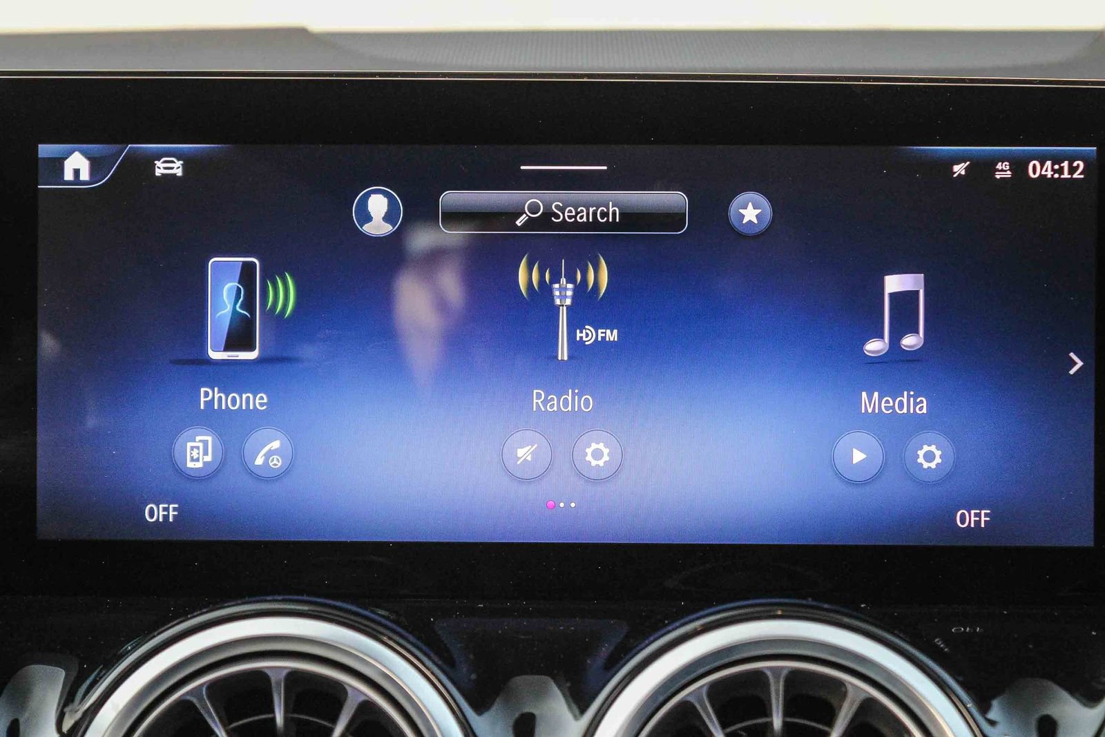 Certified 2025 Mercedes-Benz GLA 35 AMG 4MATIC image 17