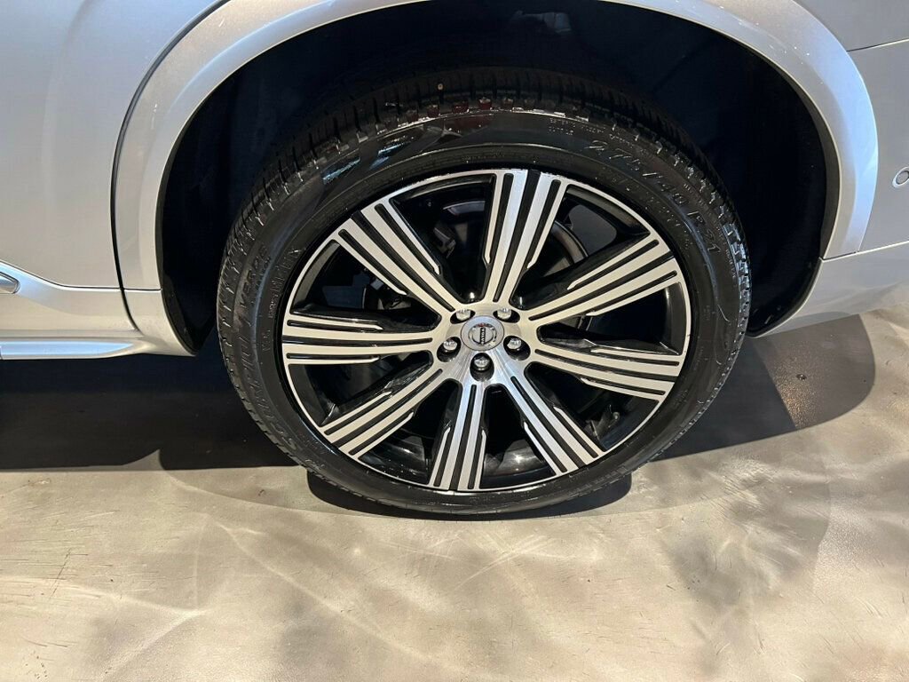 Used 2022 Volvo XC90 T6 Inscription w/ Advanced Package image 11