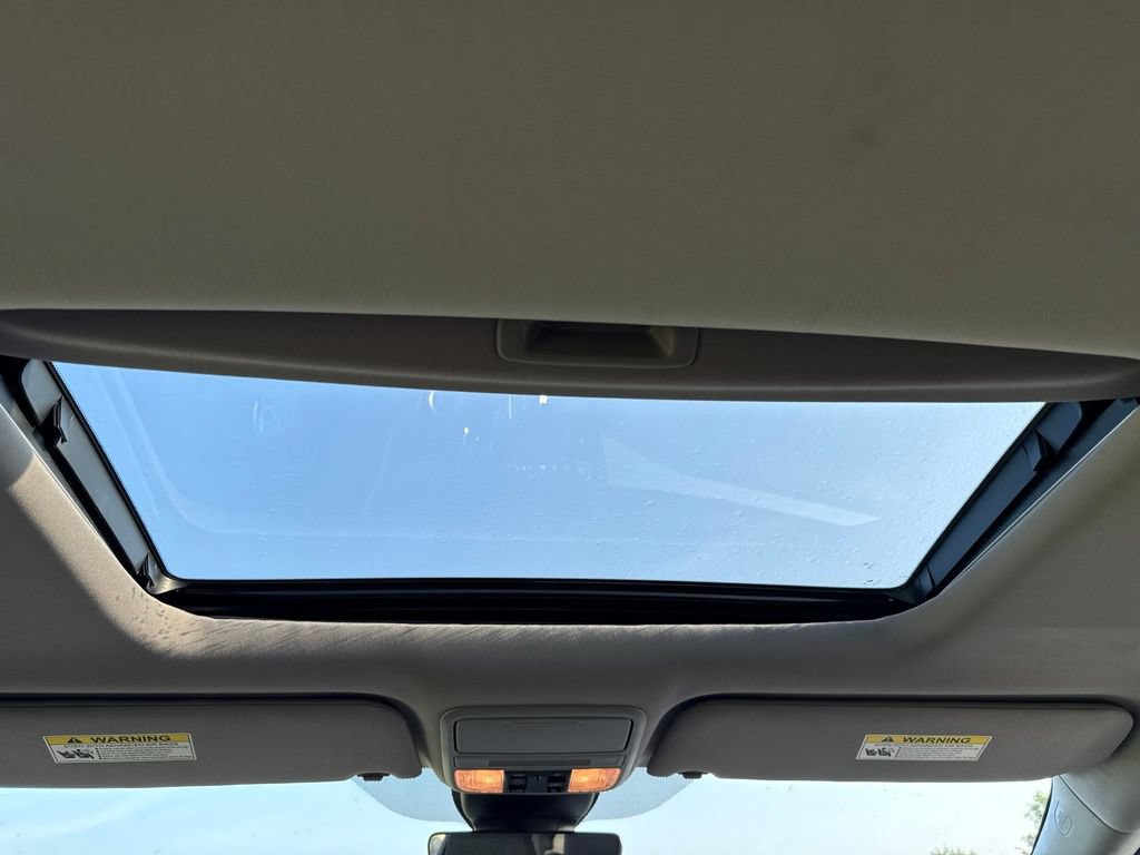 Used 2024 Honda Odyssey EX-L image 4