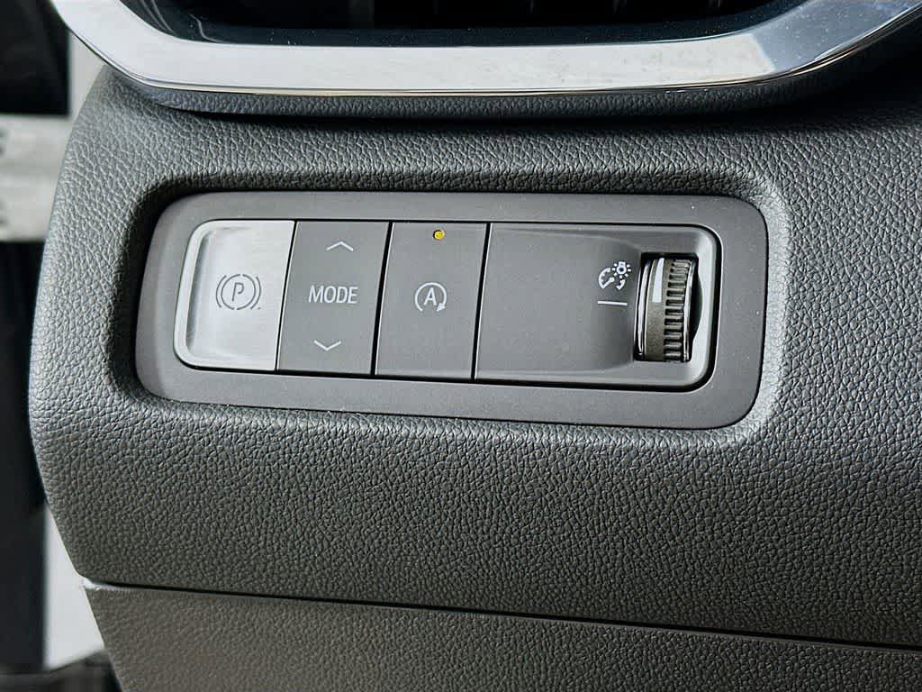 Used 2025 GMC Acadia Elevation FWD image 27