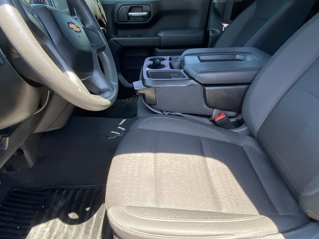 Used 2022 Chevrolet Silverado 1500 Custom RWD image 4
