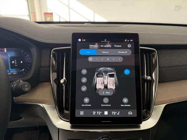 New 2026 Volvo XC90 B5 Plus w/ Protection Package image 23