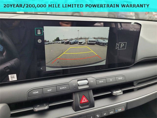 New 2025 Kia K4 LX image 9