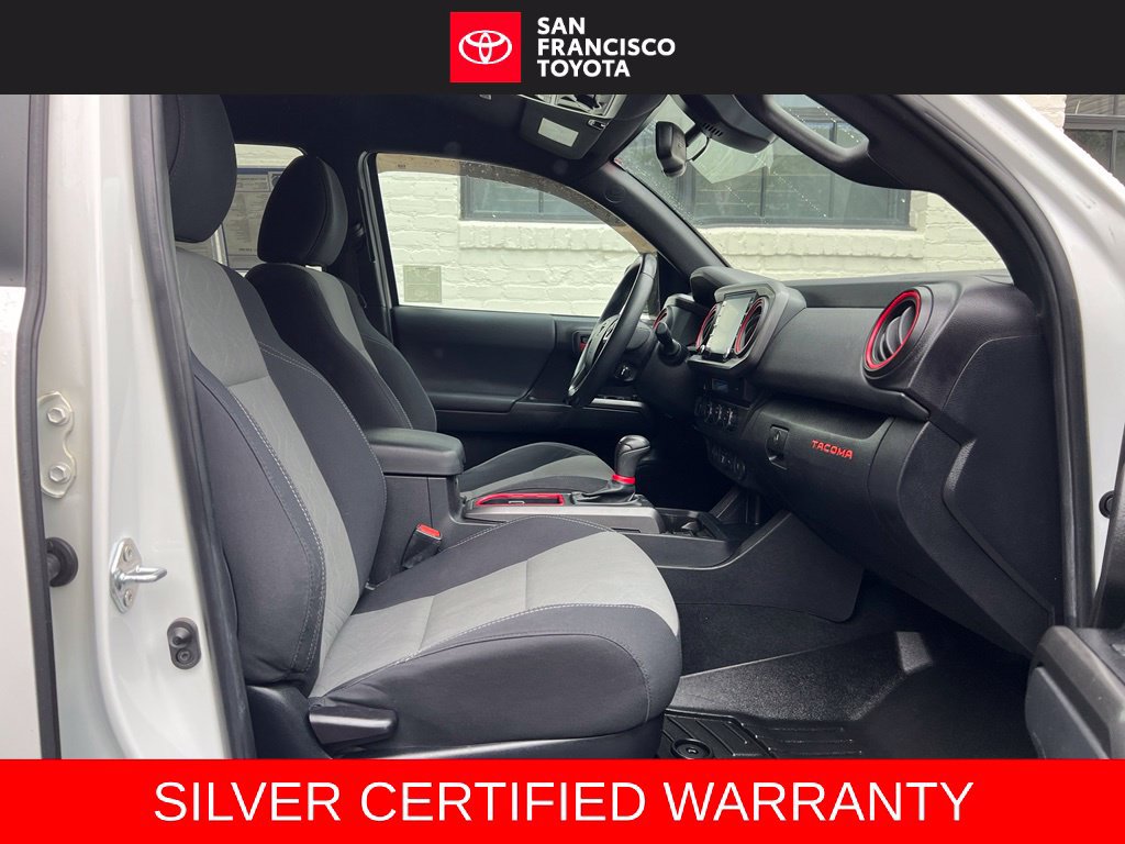 Certified 2022 Toyota Tacoma TRD Off-Road w/ Technology Package AWD/4WD image 17