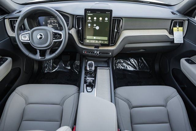 New 2026 Volvo XC60 T8 Plus w/ Protection Package Premier image 19