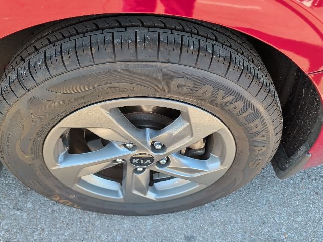 Used 2021 Kia K5 LXS image 4