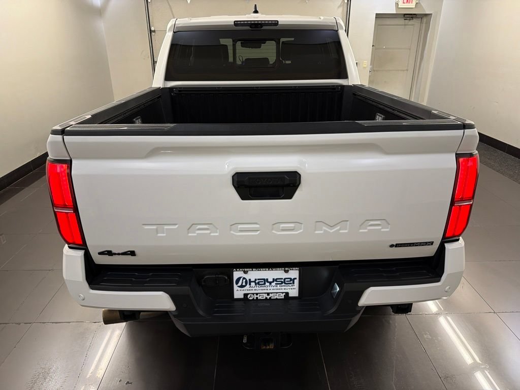 Used 2024 Toyota Tacoma TRD Off-Road w/ TRD Off Road Premium Package AWD/4WD image 5