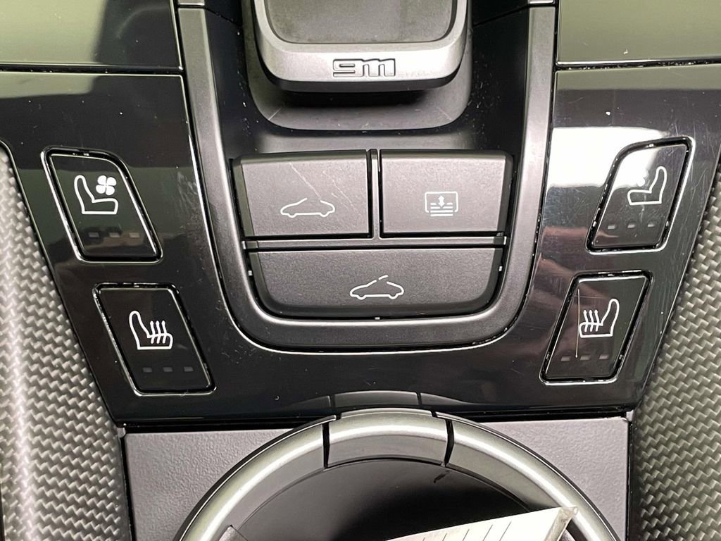 Certified 2024 Porsche 911 Carrera 4S AWD/4WD image 32